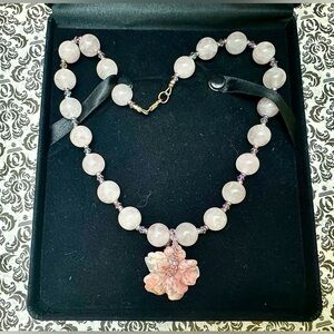 Rose Quartz Flower Neckkace